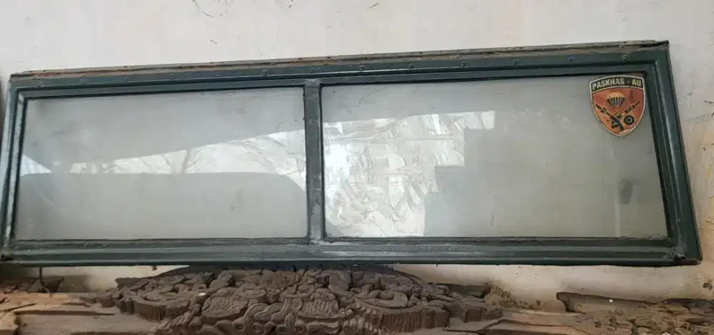 DIjual Frame Kaca copotan Land Rover  Series