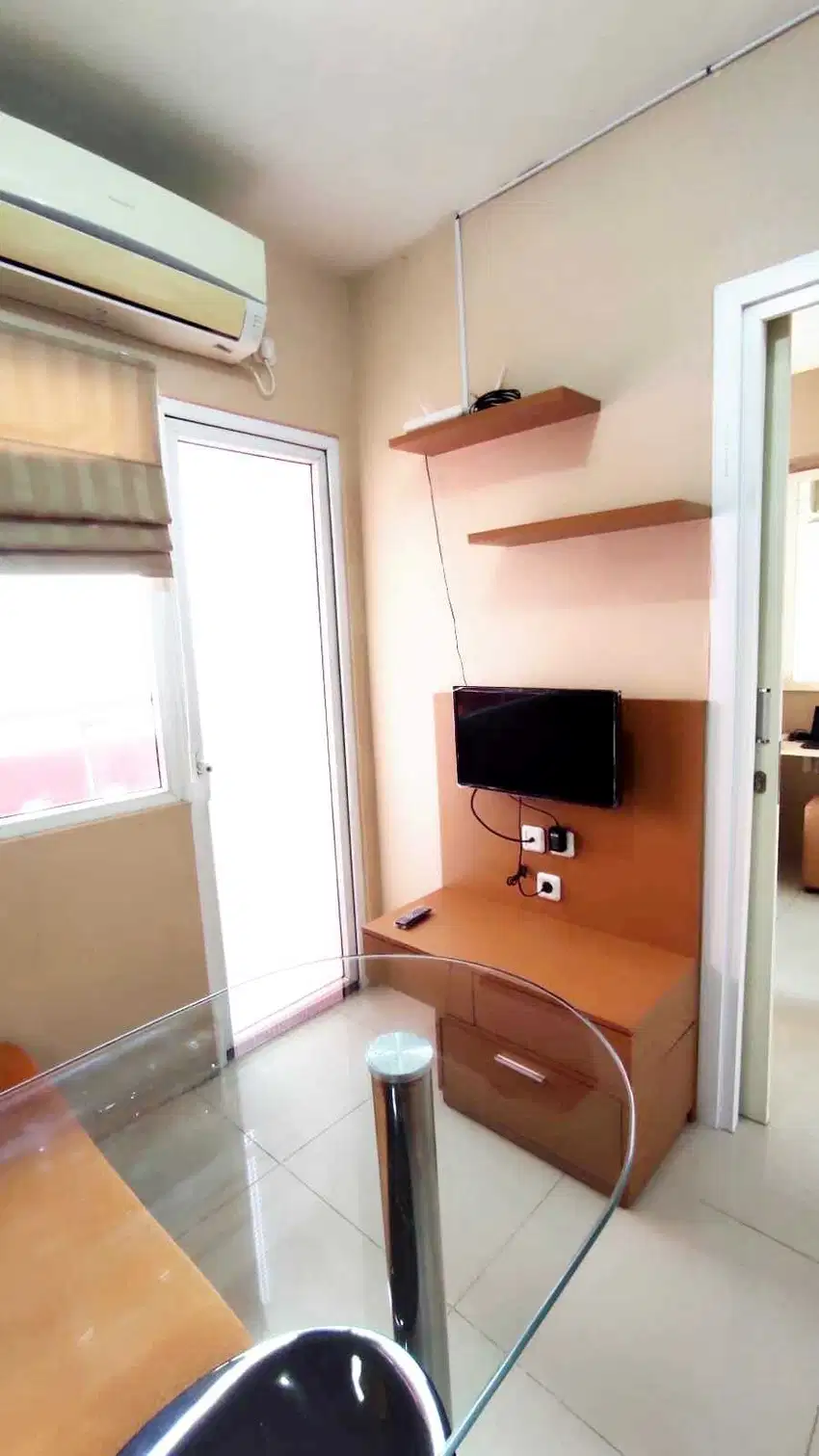 DIJUAL UNIT APARTEMEN GREEN PRAMUKA 2BR VIEW KOLAM RENANG