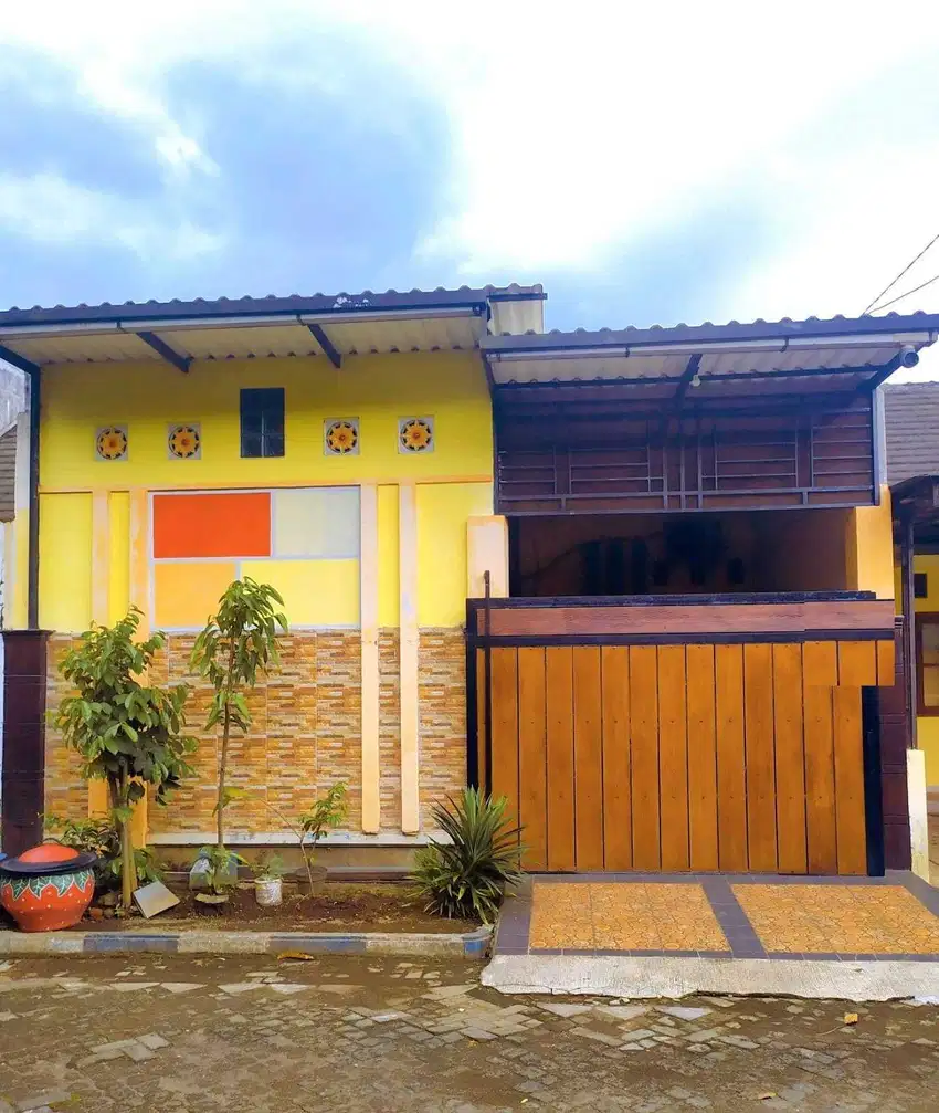DIJUAL RUMAH GRAHA PELITA ARISKATON PAKIS MALANG RON.A1735