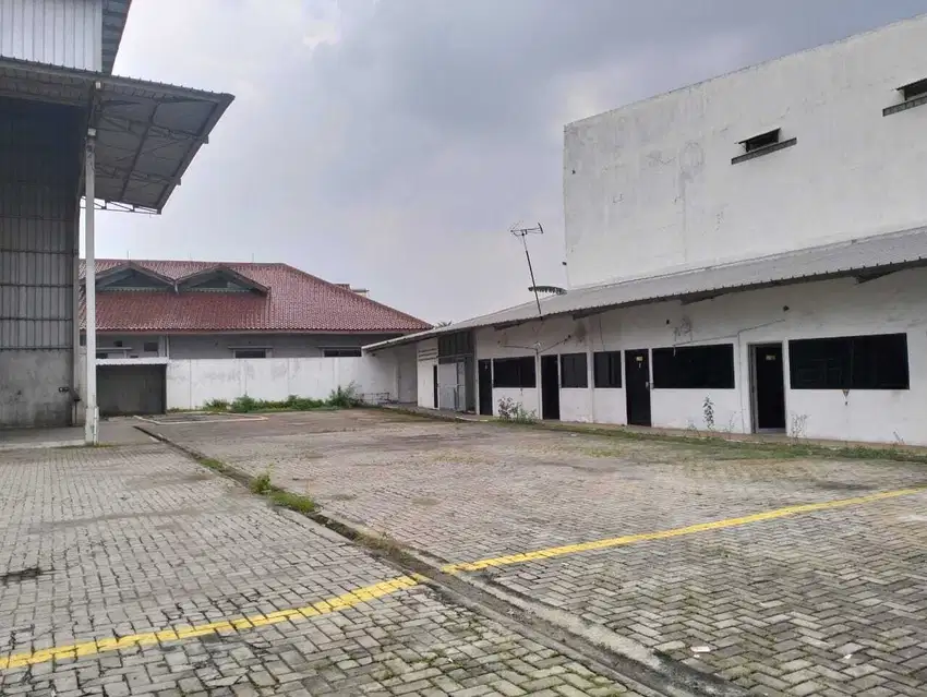 Dijual Gudang Serba Guna Lt 2454 Strategis Narogong Bekasi Selatan
