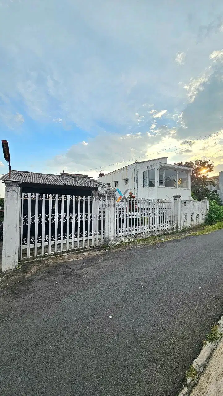 Dijual Rumah Terawat dan Siap Huni di Jalan Bandulan, Sukun Malang