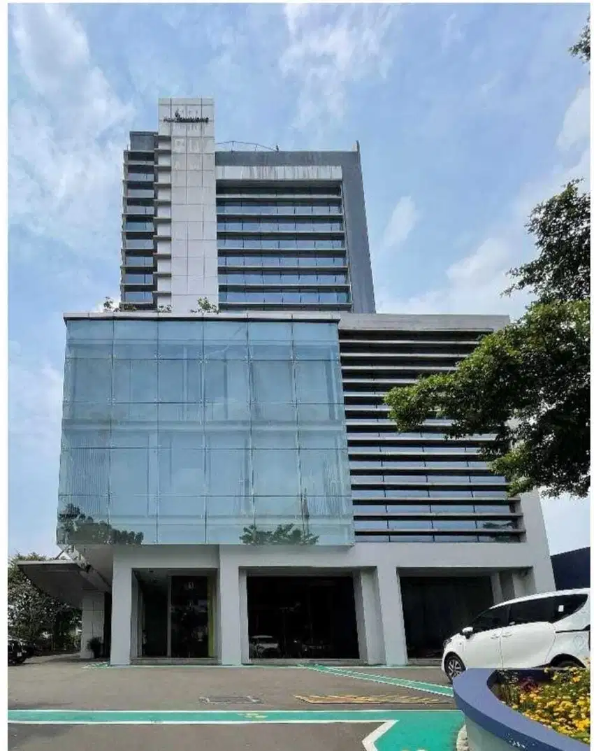 Gedung siap pakai dilokasi strategis,jln.Ciputat Raya.jak sel