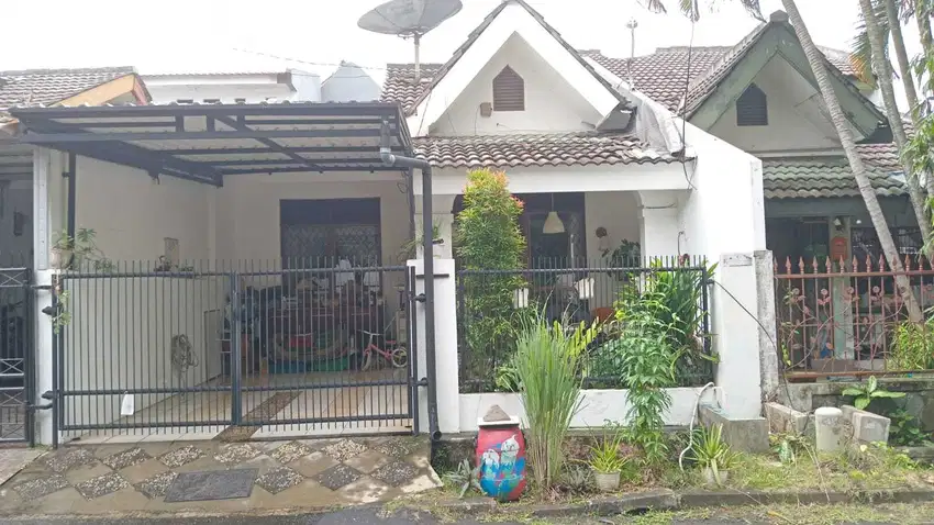 Dijual Rumah di Kencana Loka BSD