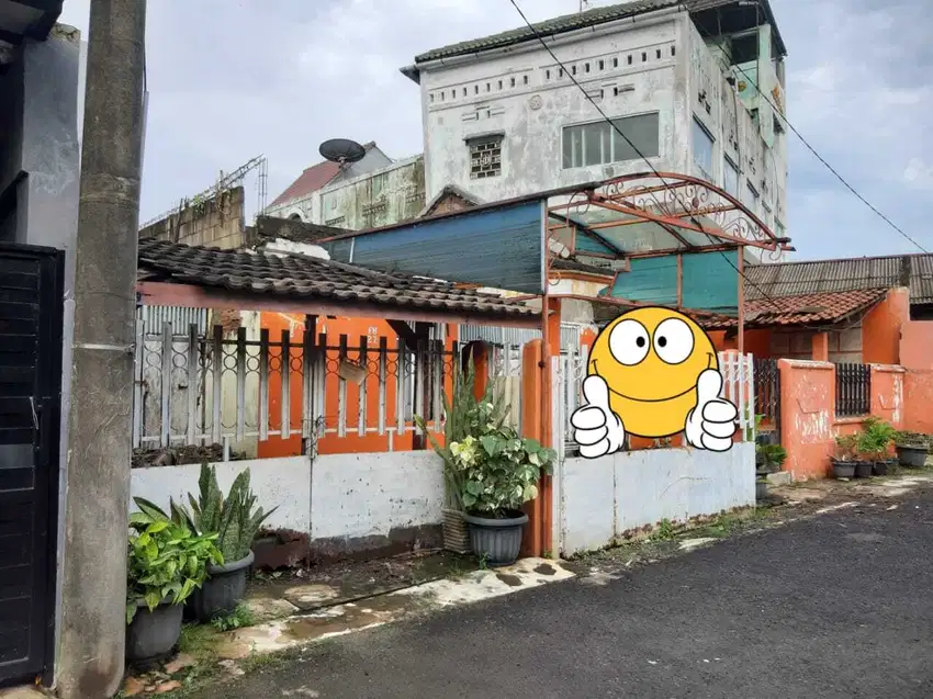 Rumah Bahan Hitung Tanah di Pulo Gebang Permai, Jakarta Timur