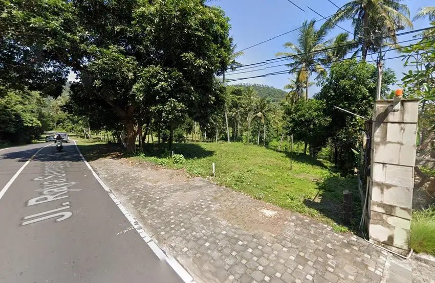 Tanah pinggir jalan Raya Malimbu dekat Senggigi