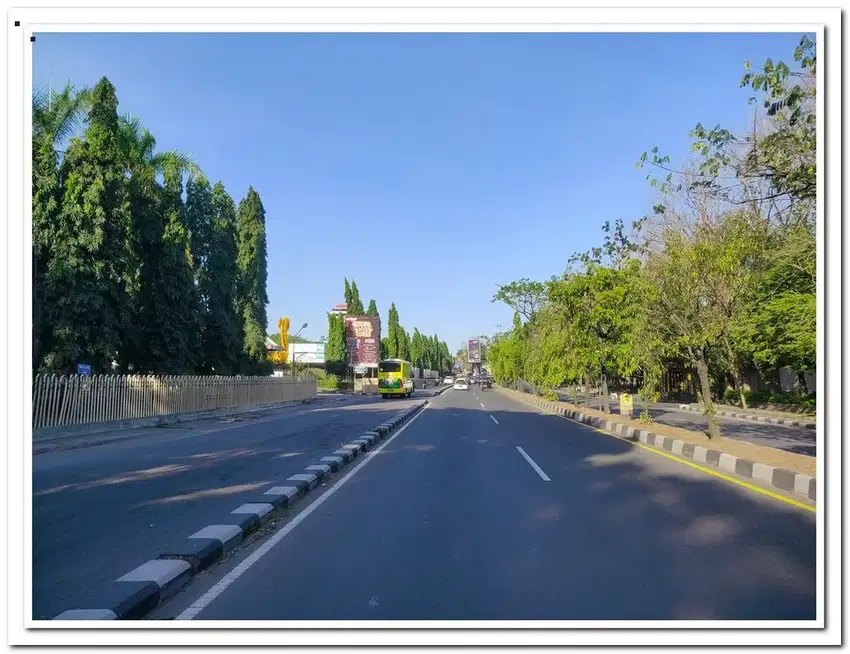 Dekat JCM Mall, Cocok Bangun Rumah Premium