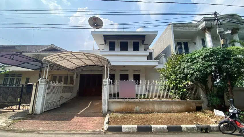 FOR SALE RUMAH PONDOK INDAH 2 LANTAI