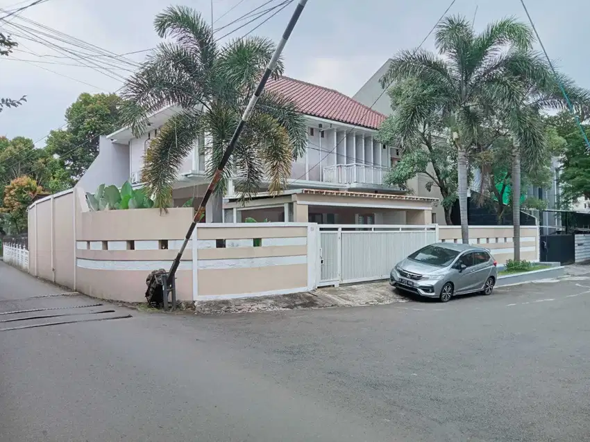 Dijual Rumah Lokasi cilandak,lok strategis