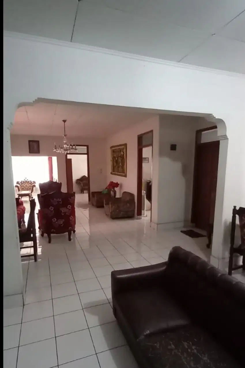 Termurah! Rumah lux mainroad sayap riau bandung tengah