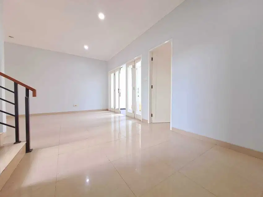 Dijual rumah di Harapan Indah, Bekasi di bawah harga pasar