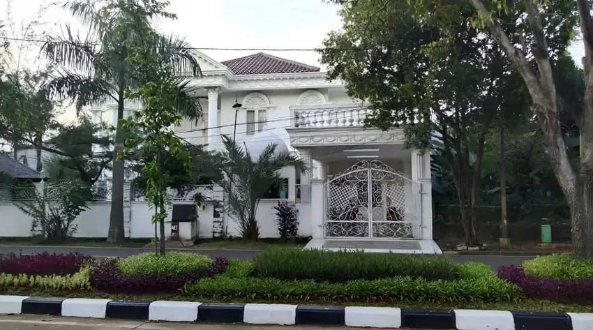 Jual rumah dalam perumahan billymoon pondok kelapa duren sawit Jaktim