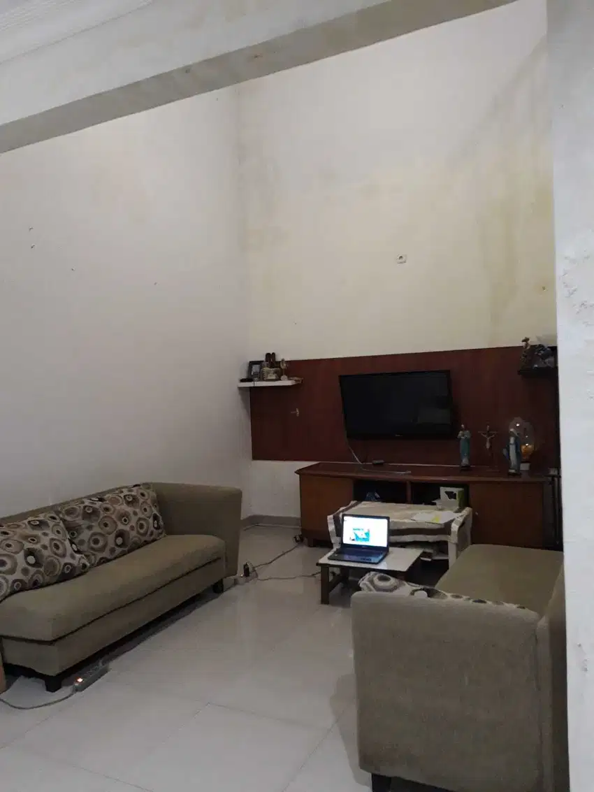 Rumah Dijual Cepat Di Cluster Taman Golf Modernland Tangerang