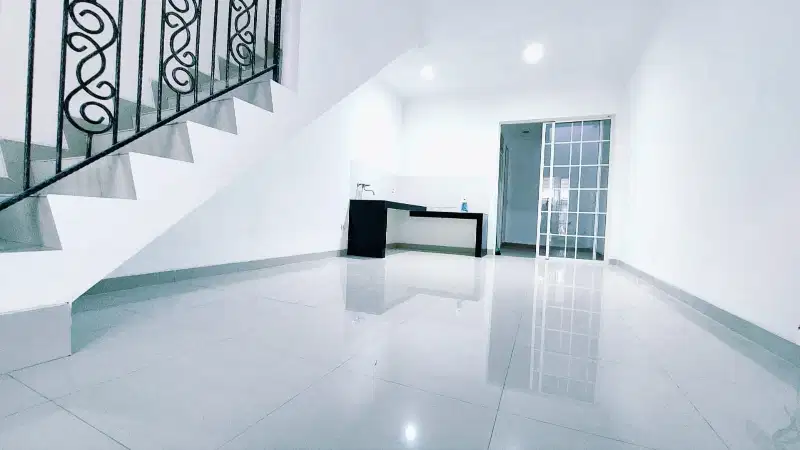 DISEWAKAN RUMAH 4X15 DI GREEN LAKE CITY