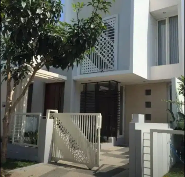 Rumah Murah Dua Lantai di Permata Jingga West Area