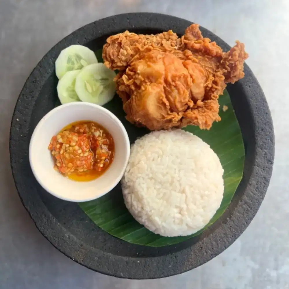 Dicari karyawan warung makan ayam geprek