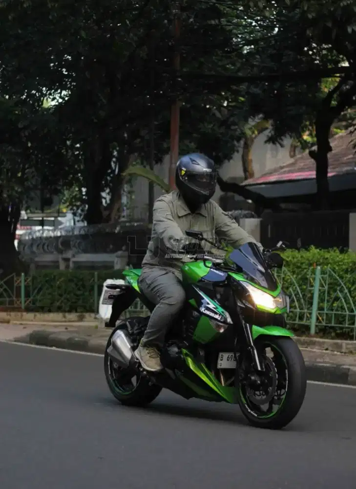 Z1000 tahun 2012