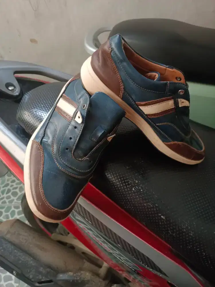 Sepatu kulit lembut Bekas size 40