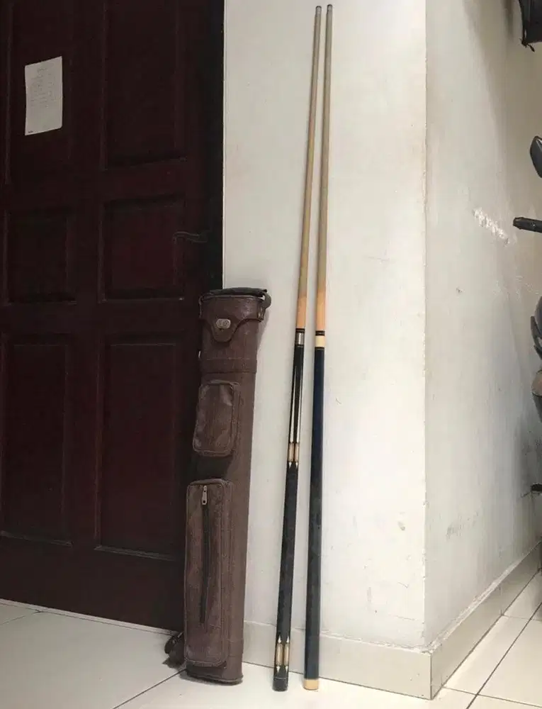 2 Cue Stick dan Tas