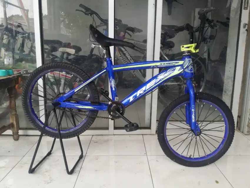 Sepeda anak bmx uk 18