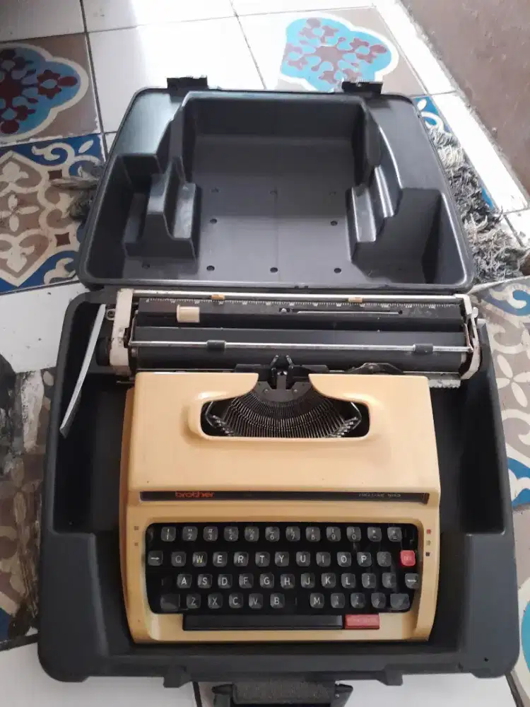 mesin tik jadul metk brother