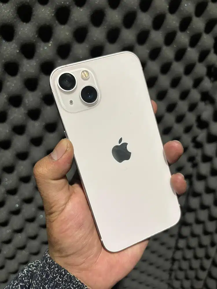 iPhone 13 128 GB PINK