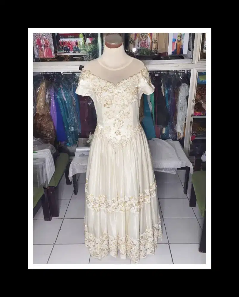 Gaun Pengantin Payet