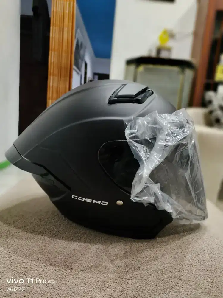 Helm bagus baru mantab