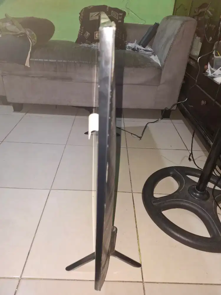 Second tv samsung nyala hanya getar