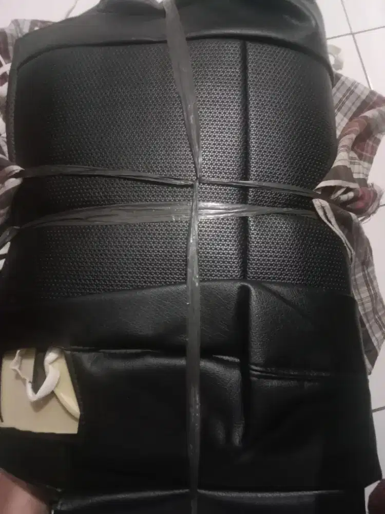 Jok kulit bekas ayla x 2024