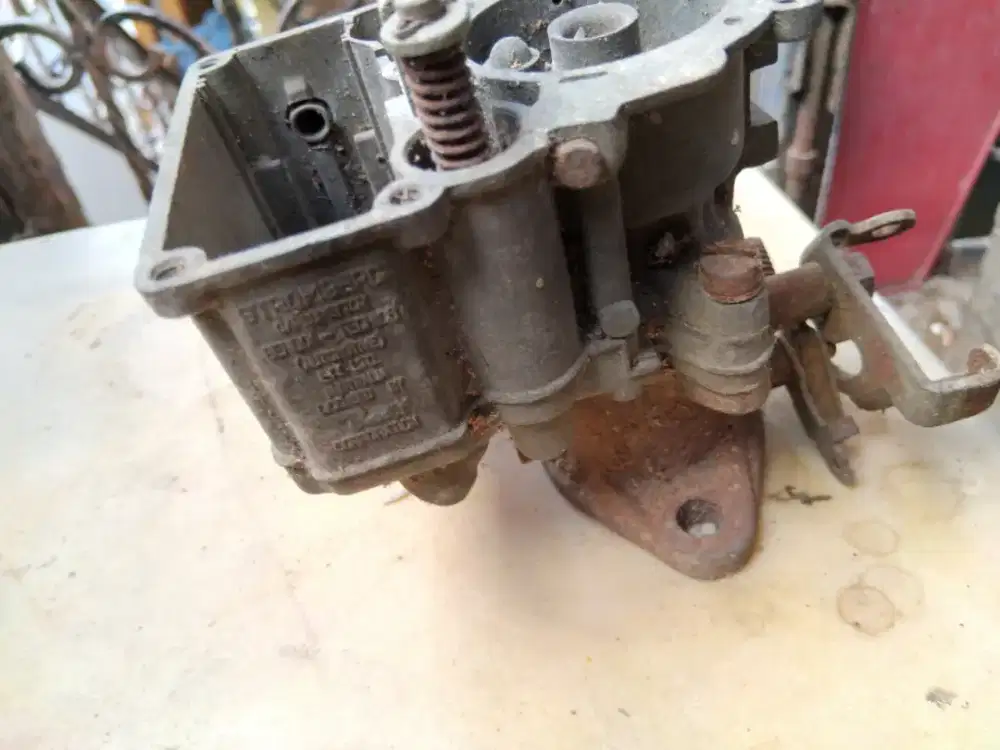 Karburator Holden STROMBERG copotan ORIGINAL.