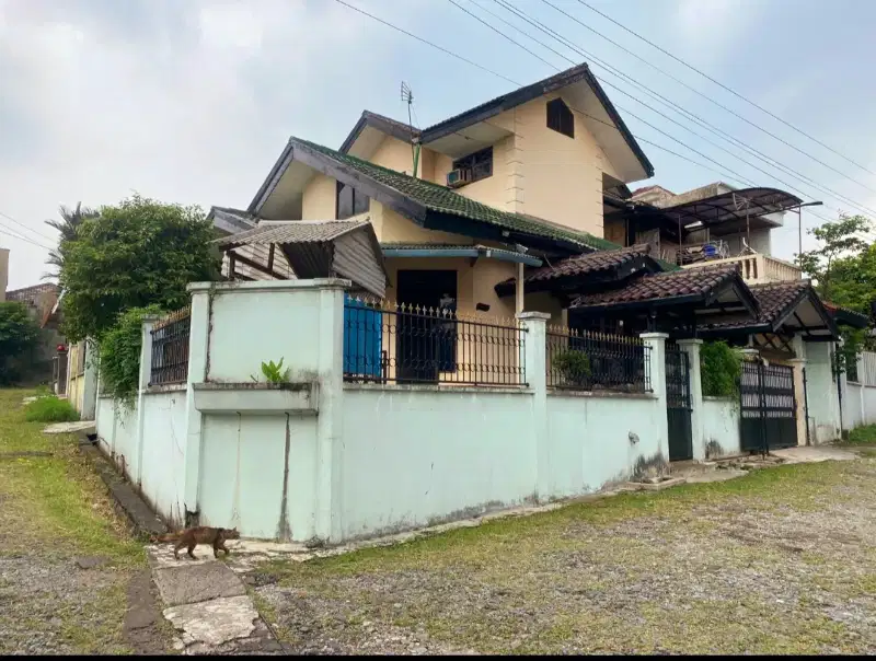 Jual Rumah Hook dekat Universitas Pakuan Bogor cocok untuk kost Kosan