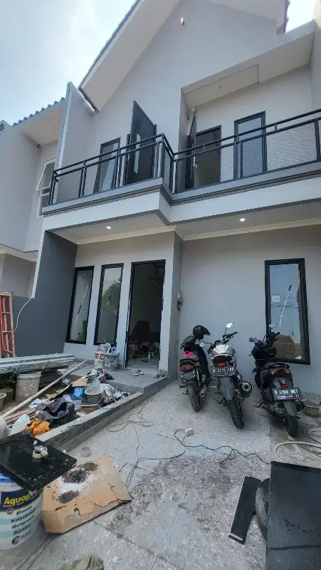 Rumah Baru Minimalis di Kencana Loka BSD Dekat Tol
