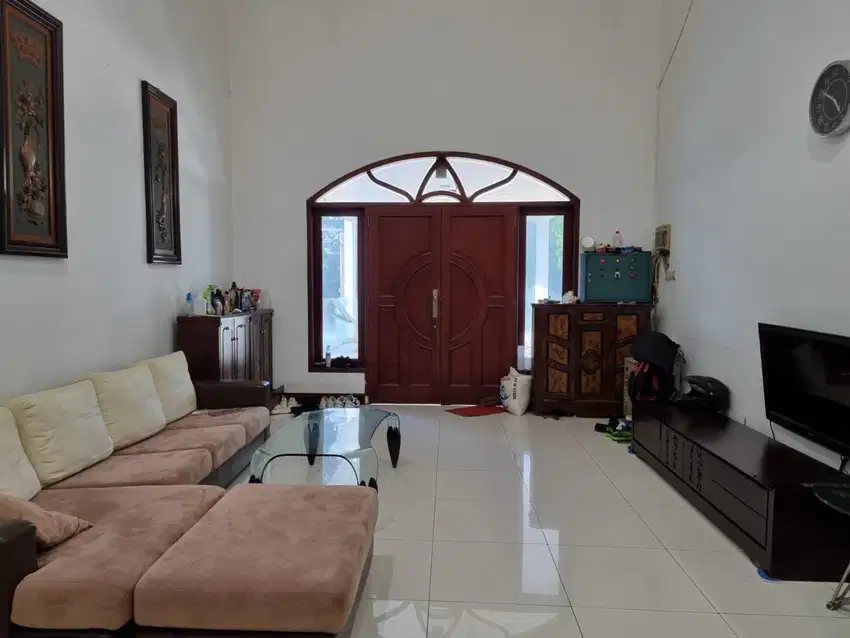 Villa di Jalan Candi Borobudur ( Dekat Kejaksaan )