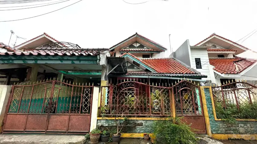 Rumah 2lt 10x20 200m type 4KT Metland Menteng Cakung