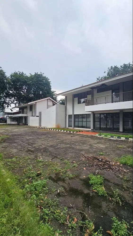 Jual Cepat Tanah & Bangunan Strategis di Letjen S Parman, Jakbar