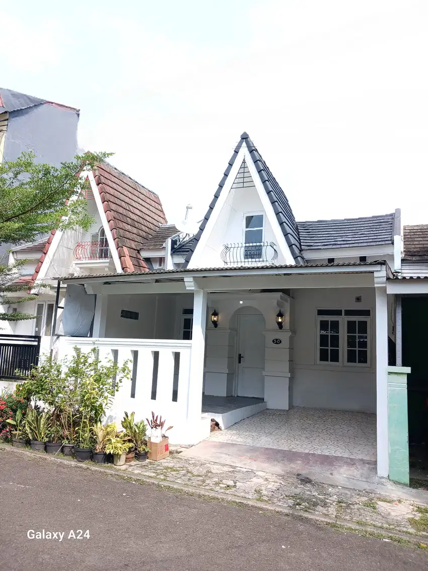 DIJUAL RUMAH SIAPHUNI DEKET AEONMALL 1,5 LANTAI VICTORIA SENTUL SSR797