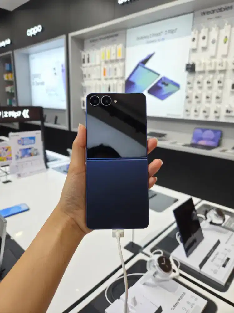 SAMSUNG GALAXY FOLDABLE7