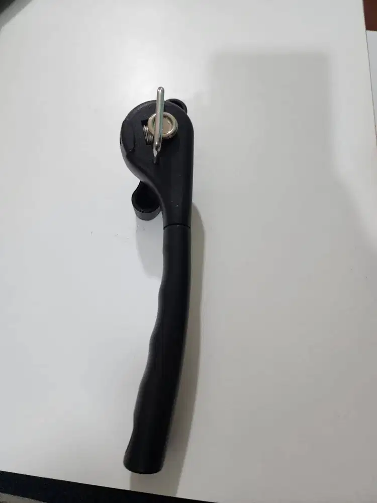 PEMBUKA KALENG SAFETY CAN OPENER