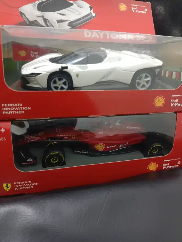 Sepaket jual mainan mobil