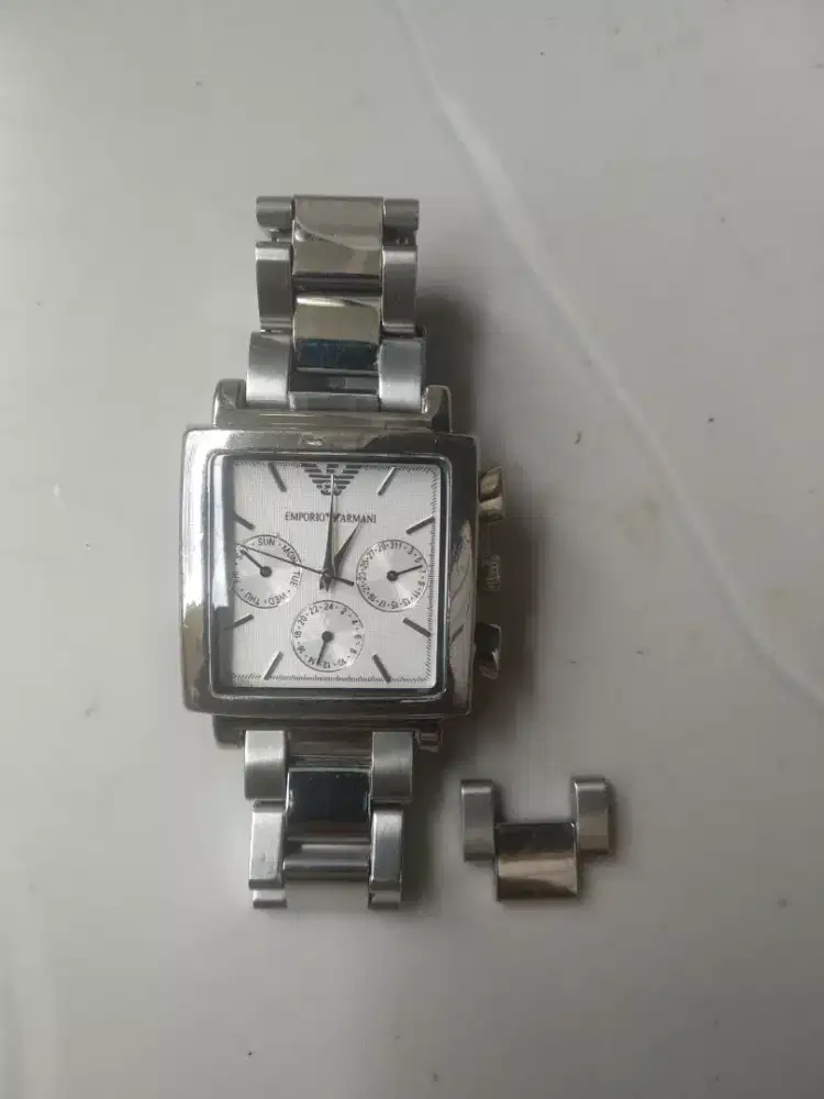 Jam tangan Emporio Armani AR.734
