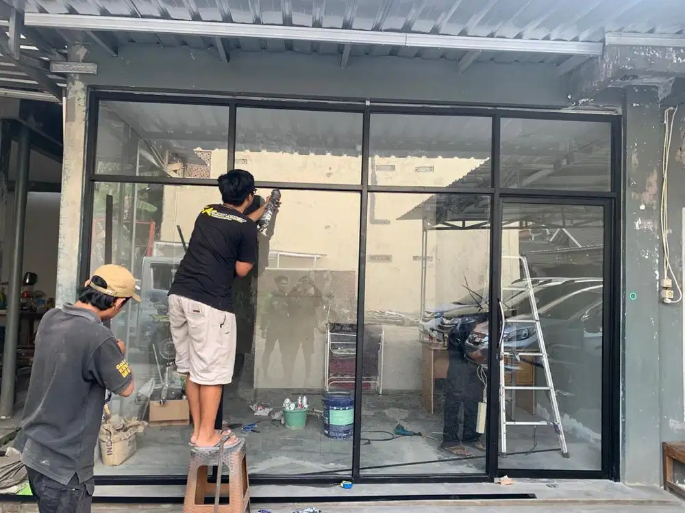 Kusen partisi aluminium