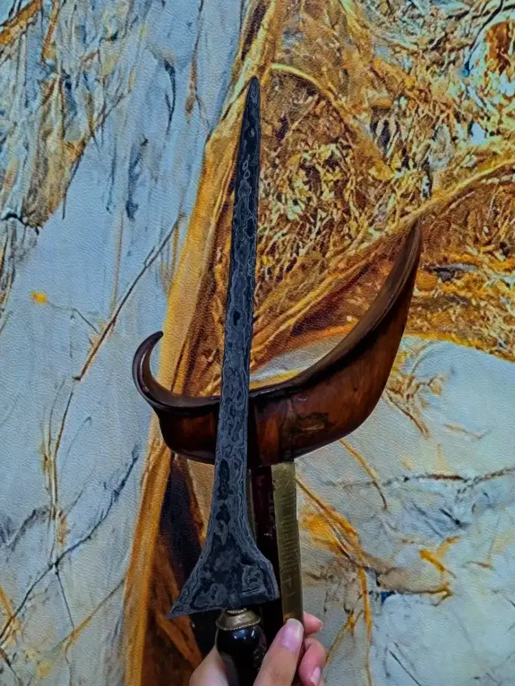 Keris sepuh Brojol Ngulit Semongko