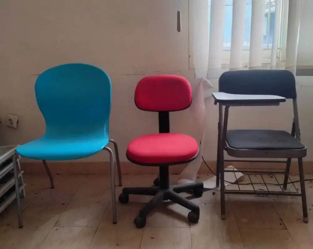 Kursi belajar/kantor
