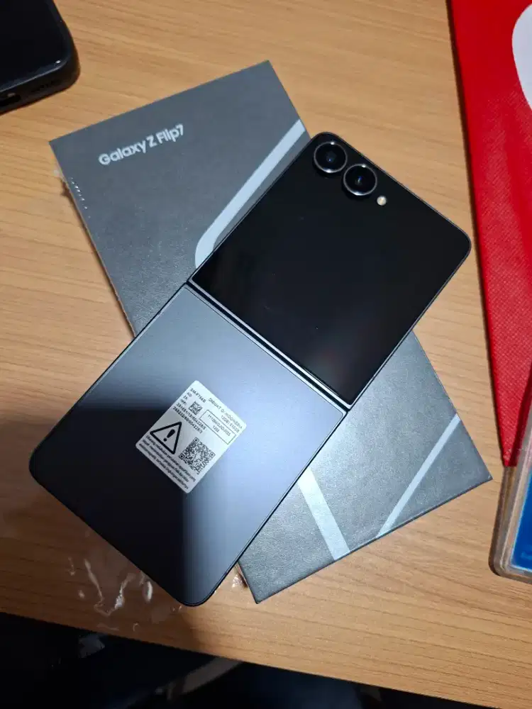 SAMSUNG GALAXY ZFLIP 7 CASHBACK 200RIBU