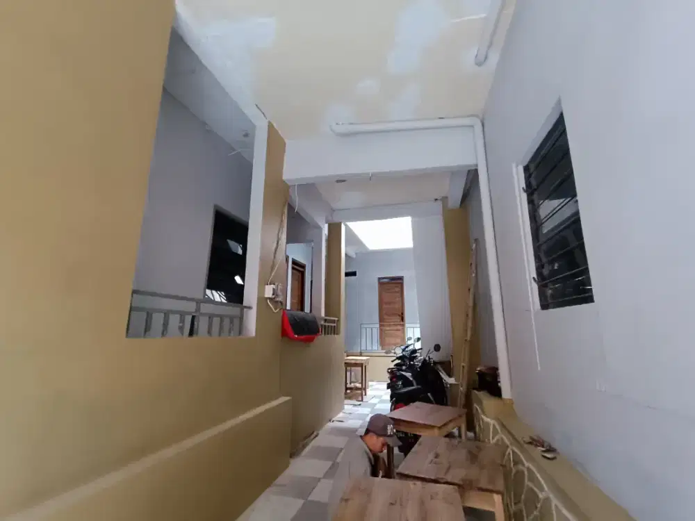 Kost baru full penguhi belakang UNS