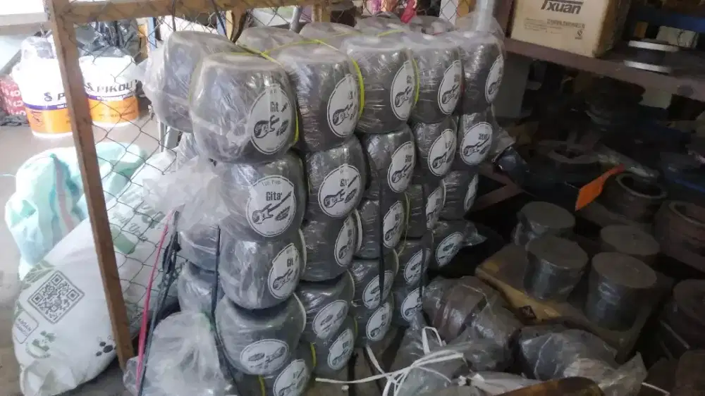 Tali Rafia dan Strapping