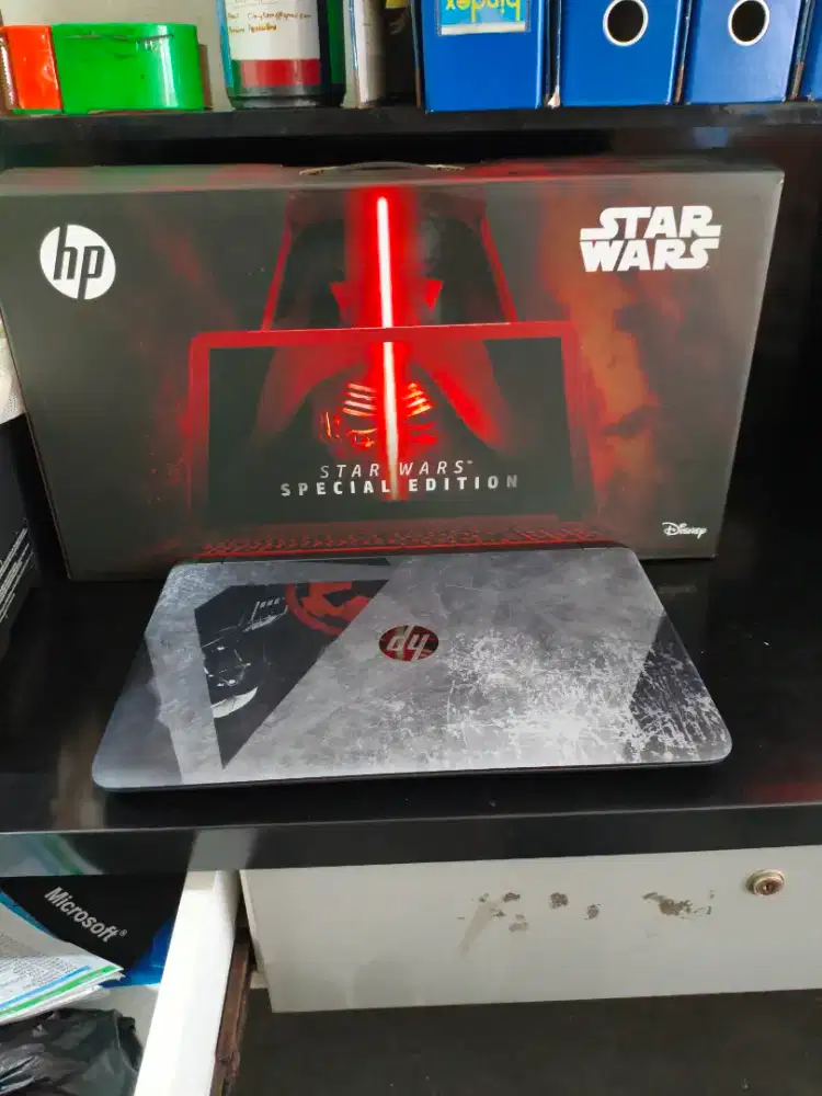 Laptop HP star wars 15-AN010TX