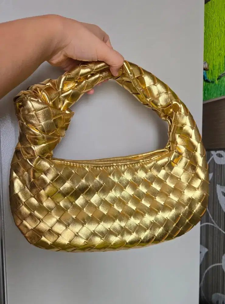 BOTTEG VENETA NO BRAND