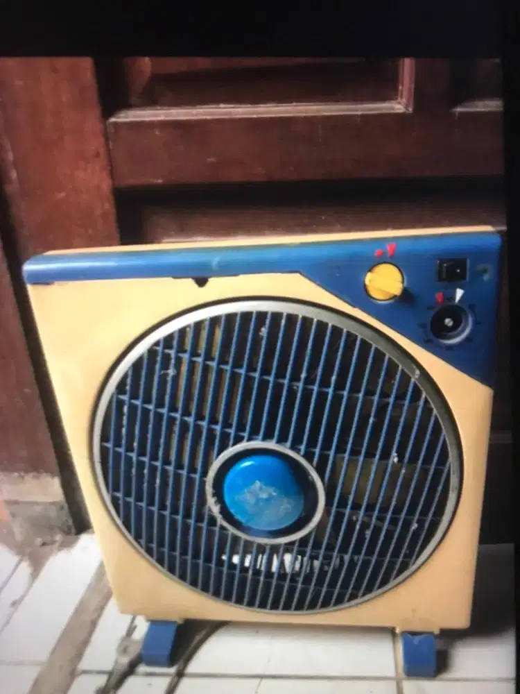 Kipas angin duduk maspion minus