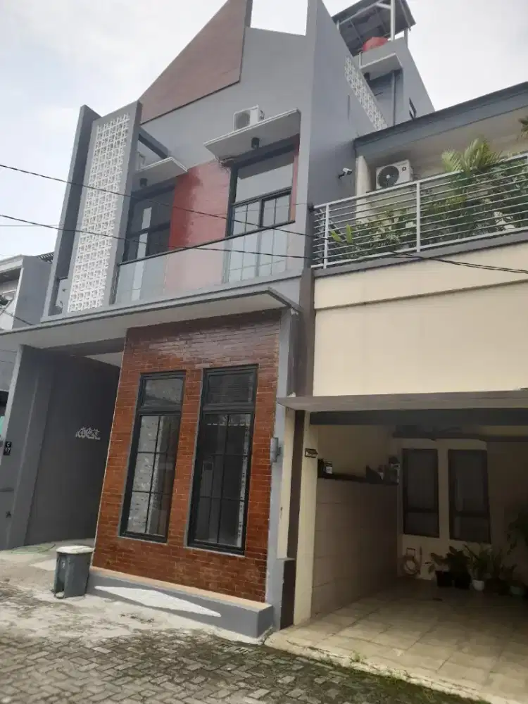 Dijual Rumah 3 Lt